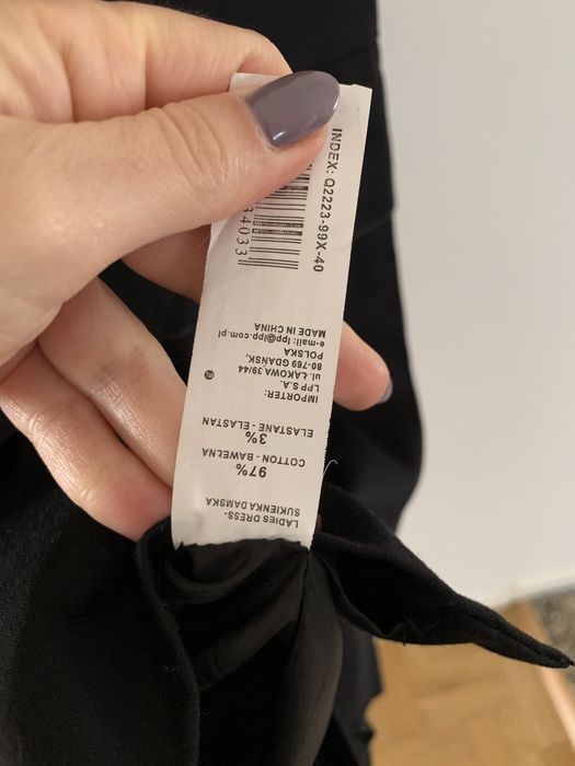 Czarna sukienka Mohito rozmiar 40