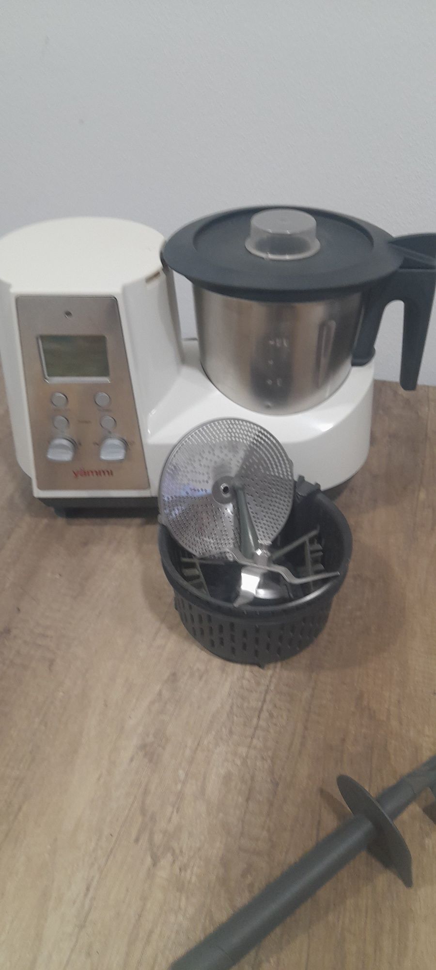 Yämmi 1 completa