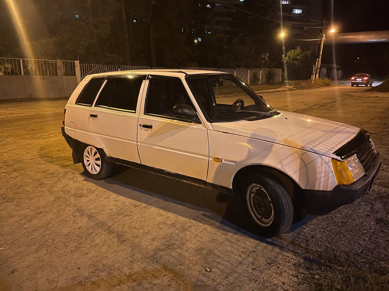 Таврия 1105 Дана 1,2