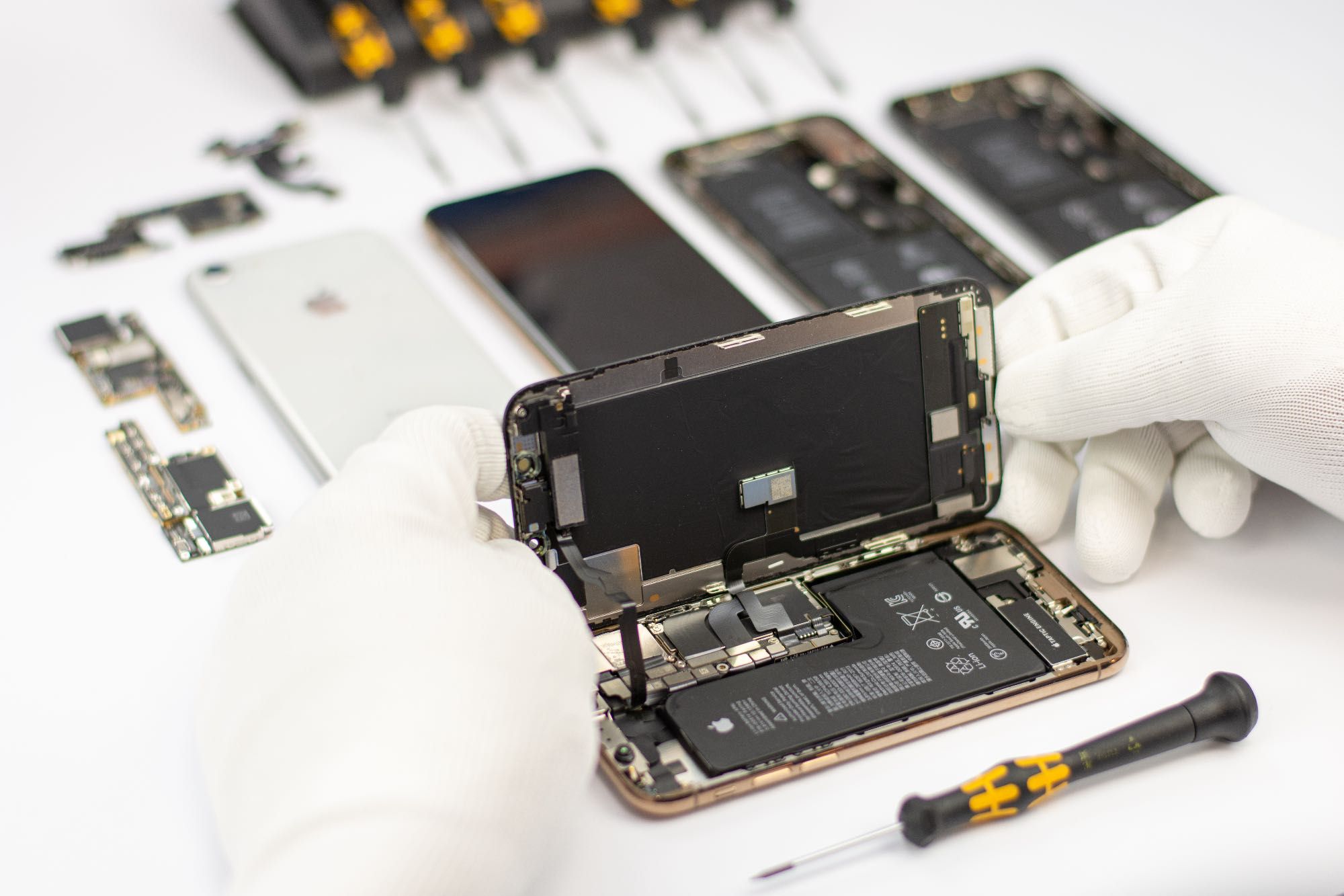 Mikrofon iPhone 15 Plus Gratis Naprawa Mikrofonu Wymiana Serwis Kielce