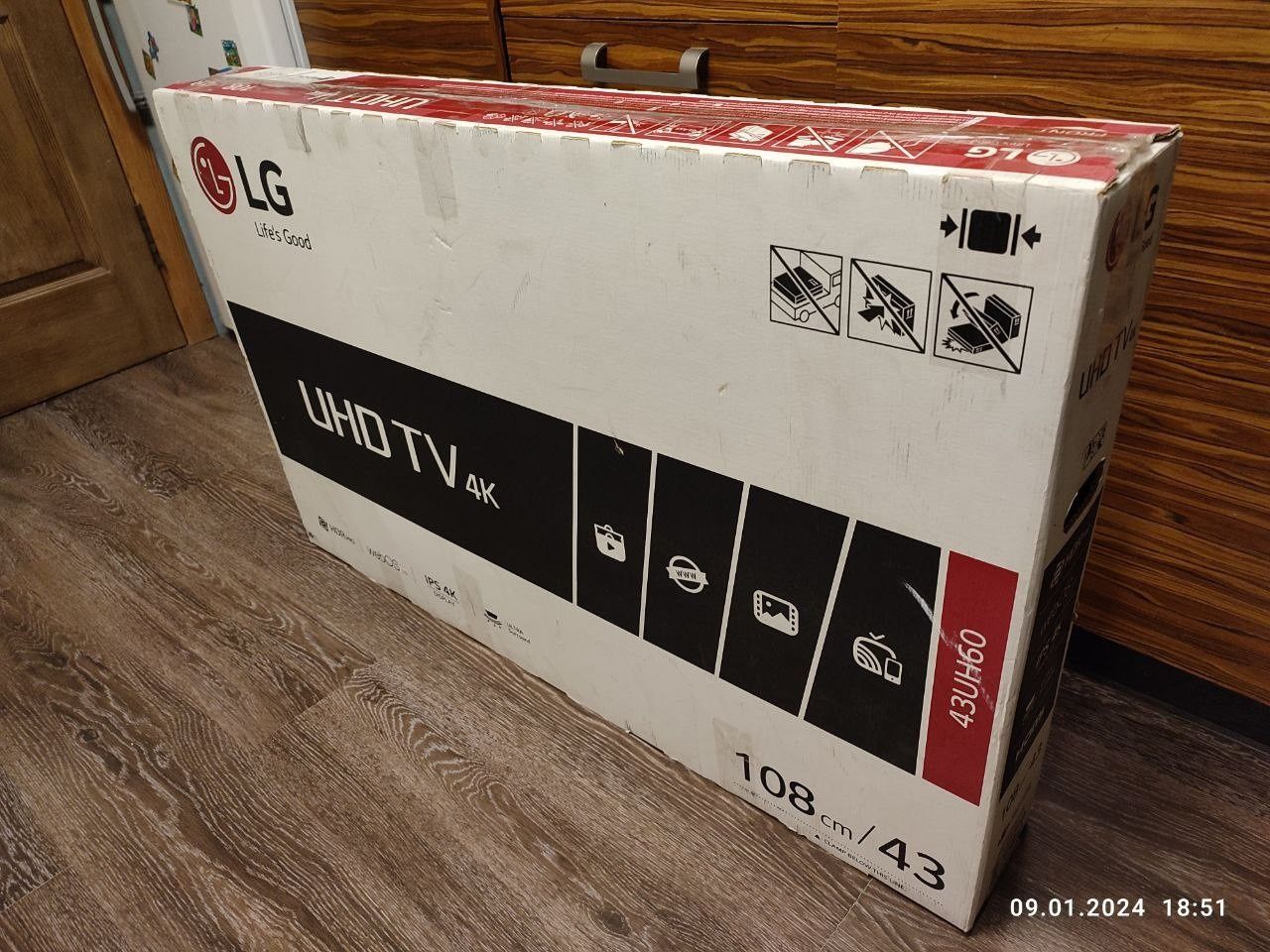 LG 43 дюйма ultra HD. 4K smart tv