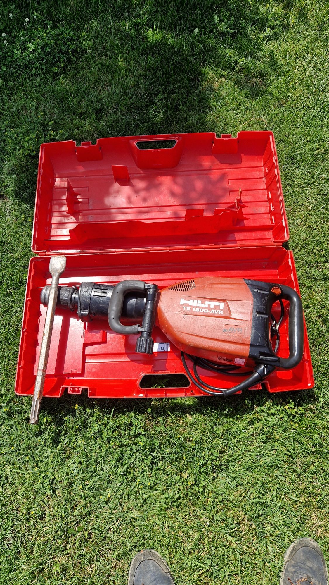 Młot Hilti TE 805 te 1500 AVR wyburzeniowy