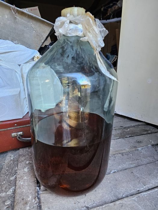 Продам бутиль на 3л.