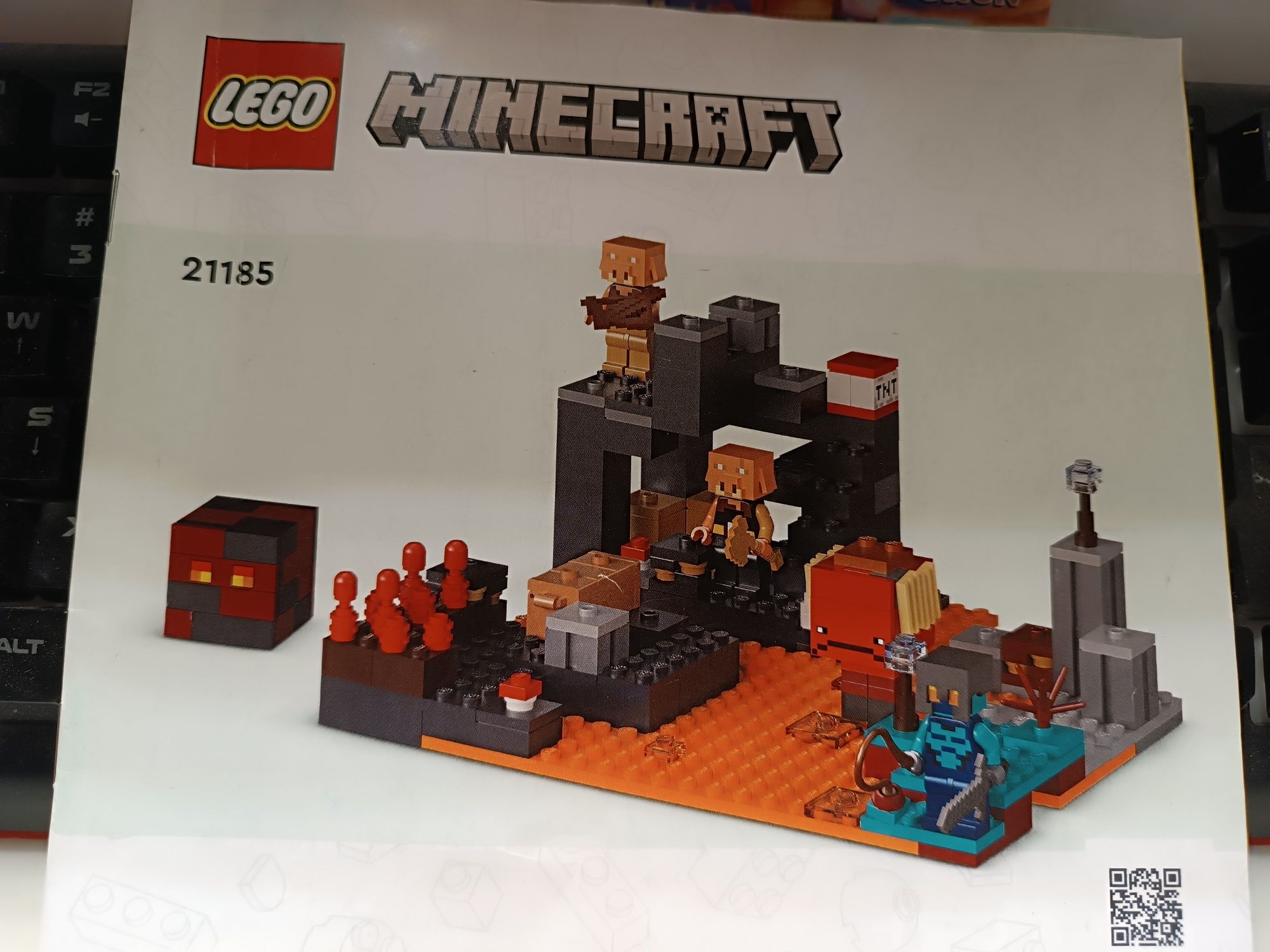LEGO Minecraft 21185