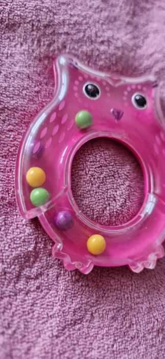 Grzechotka sówka dla małego dziecka, różowa