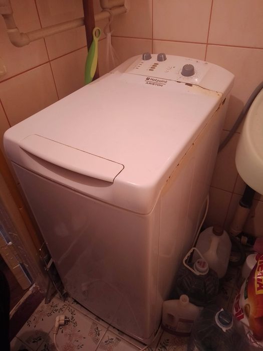 Стиралка Аристон avtl 109