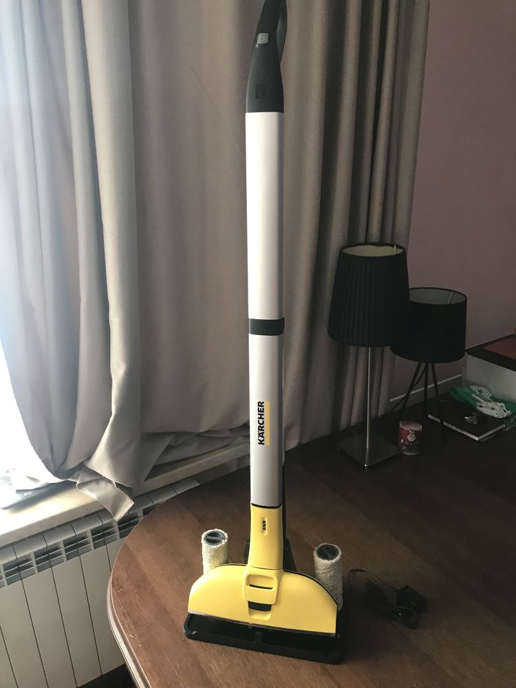 Миючий пилосос Karcher EWM2 (Електрошвабра)