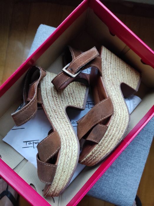 Sandálias Tapadas nr 37