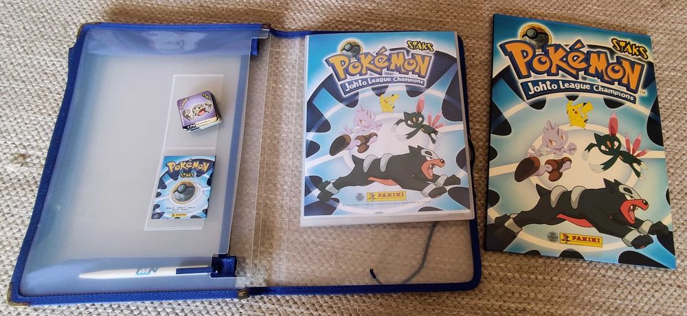 Caderneta Pokemon Johto League Champions Staks 2000