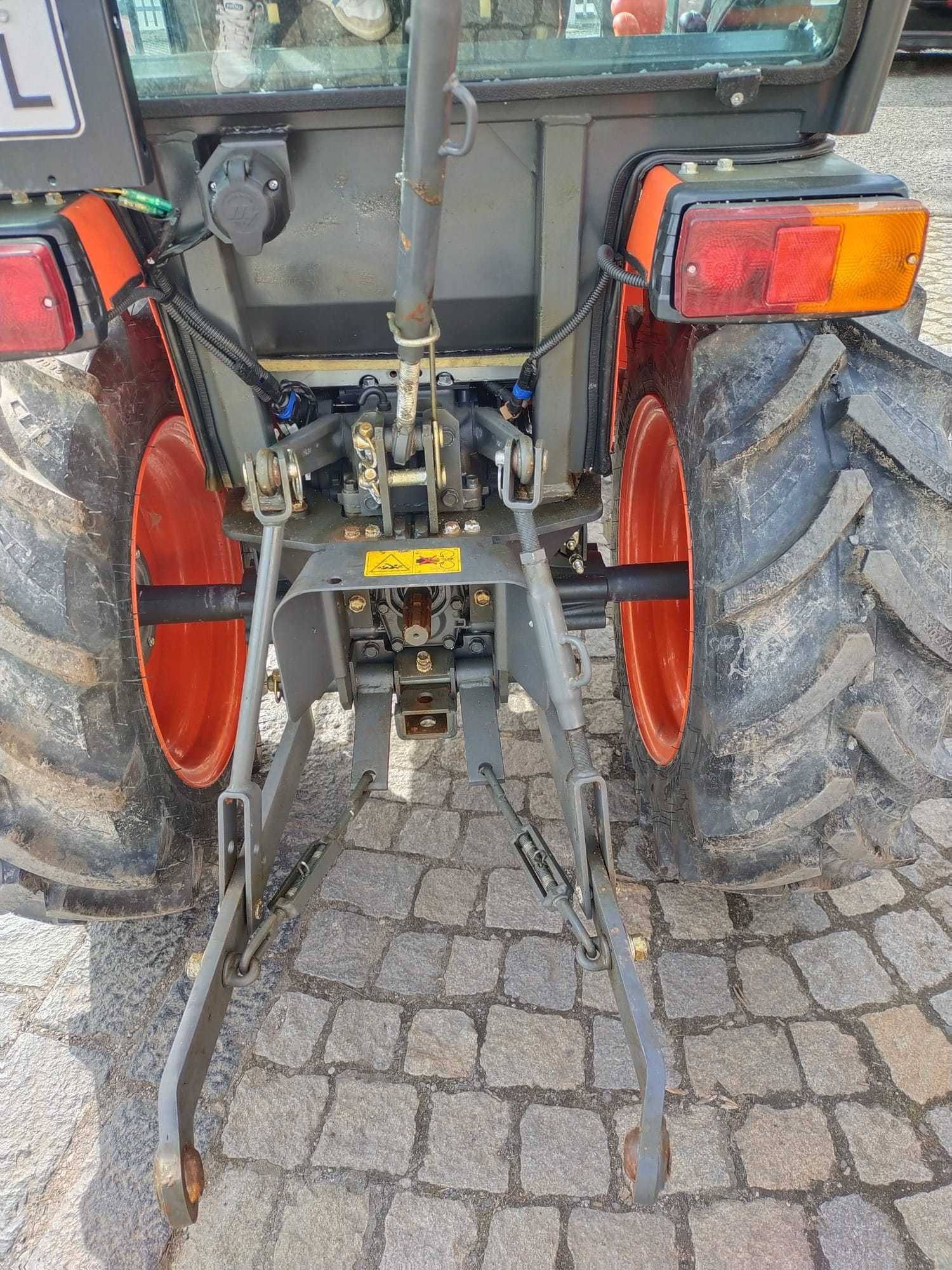 Miniciągnik Kubota B1241 używany. Dostępny od ręki!