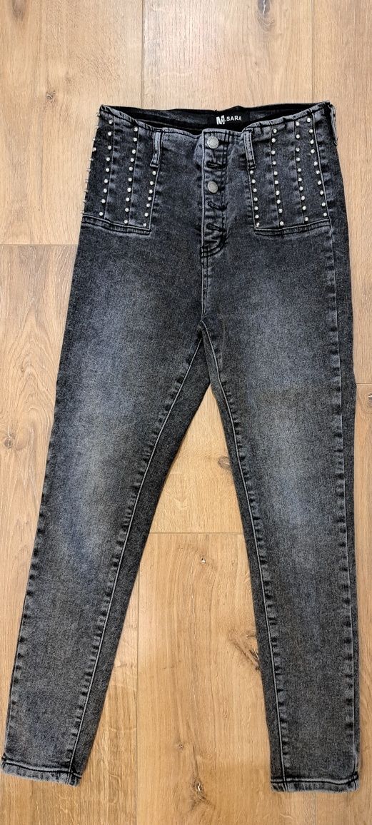 Spodnie jeansowe z cyrkoniami r. 28