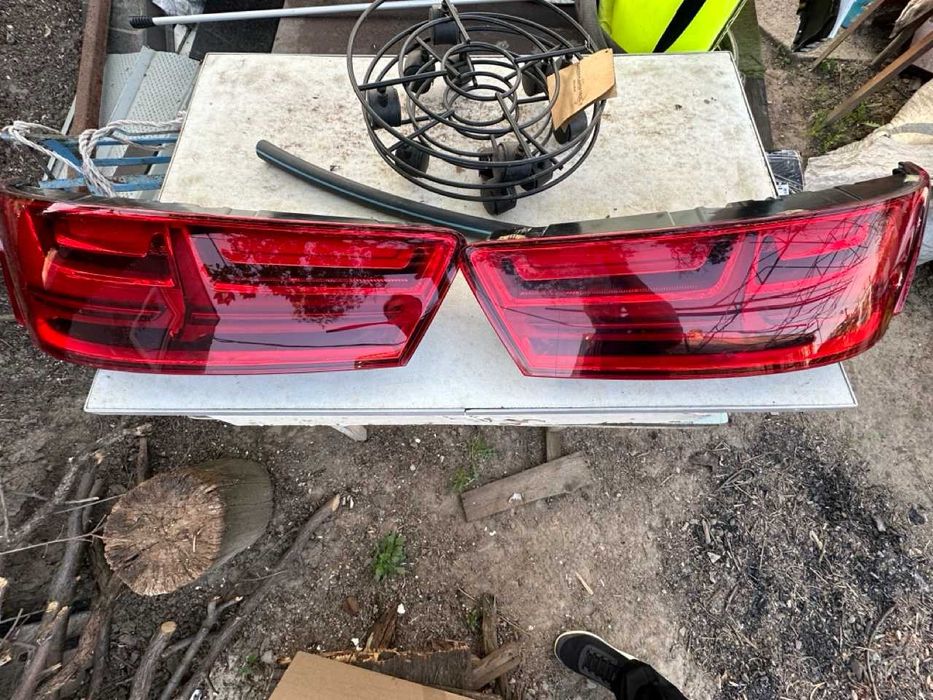 Audi Q7 4M USA фонарь стоп ліхтар фара (4M0945093, 4M0945094) комплект