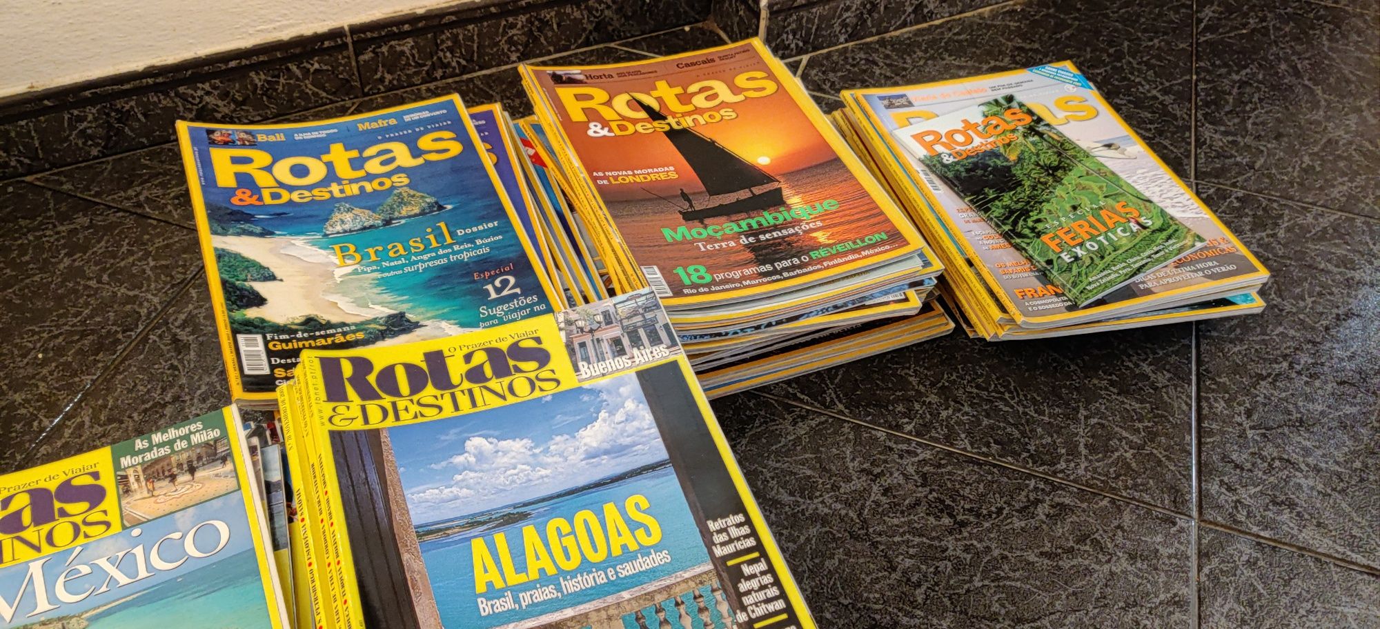 Conjunto de 75 revistas de Rotas e Destinos (também vendo em separado)