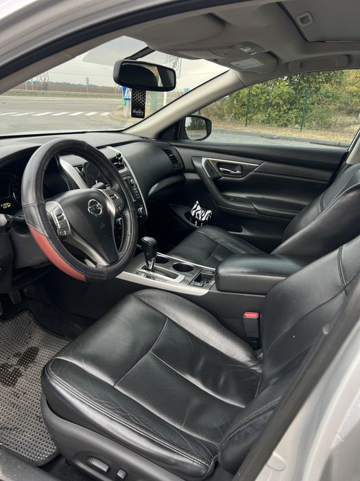 Продам Nissan altima 2014 2.5