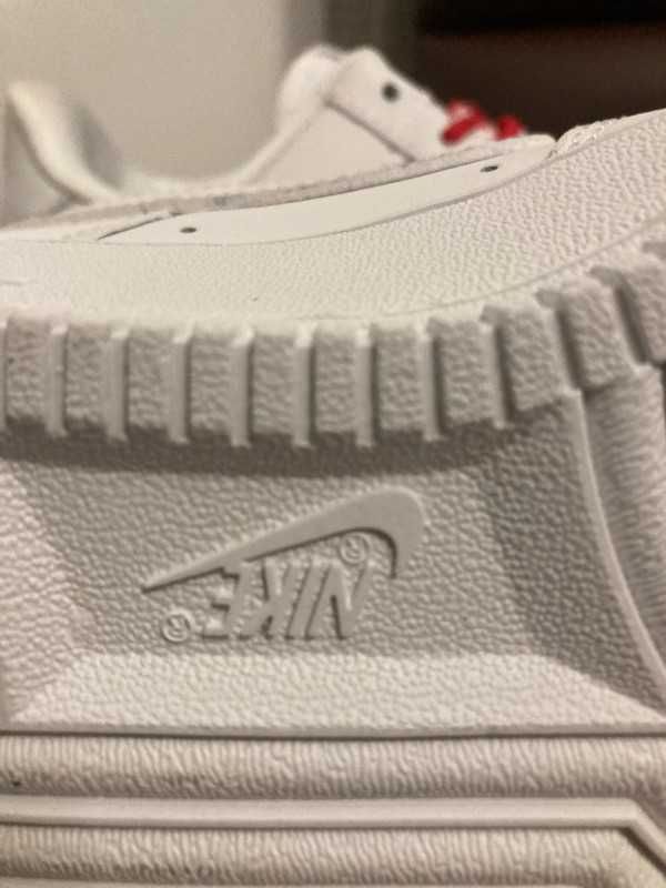 AF1\Powietrze*airDamskieNikeForce1SupremeWhite UnisexTrampki Rozm.38.5