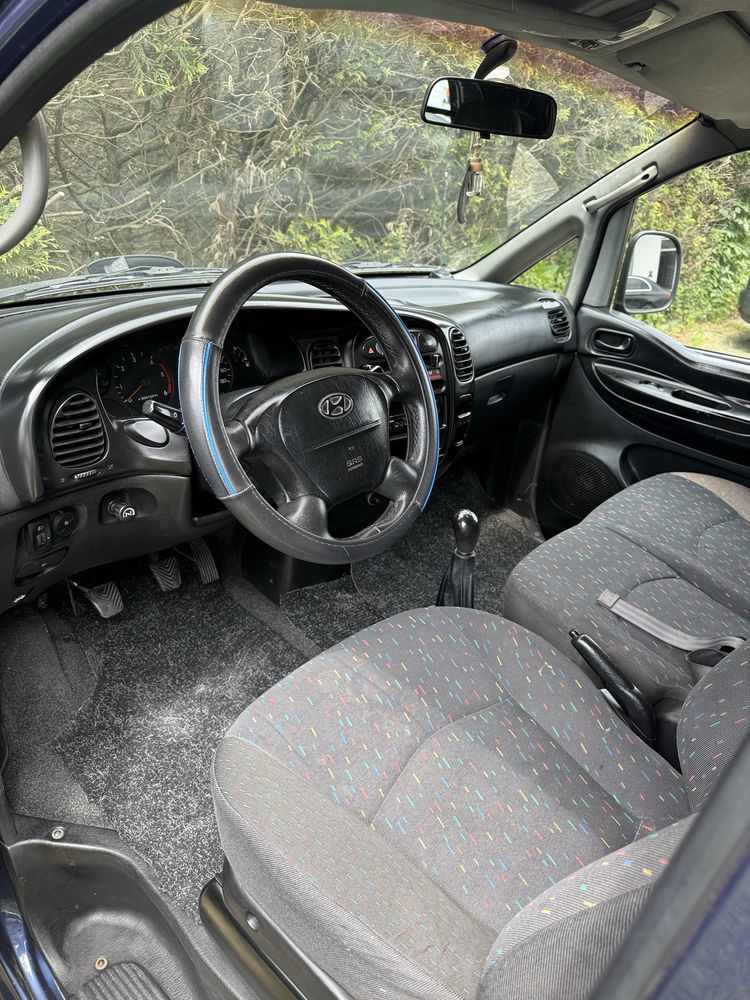 Hyundai H1 6Lugares + Carga
