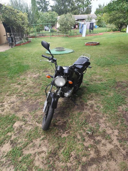 Motocykl Yamaha ybr125 - niezawodny i ekonomiczny!