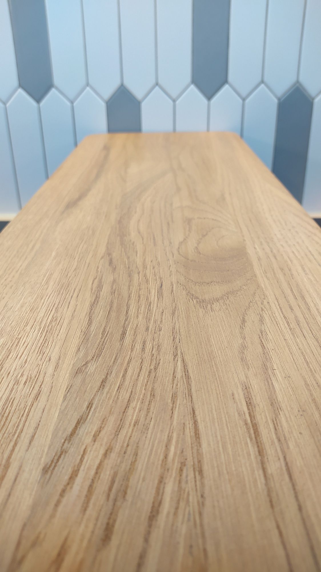 Podstawka na monitor z deski dębowej / Oak wood monitor stand
