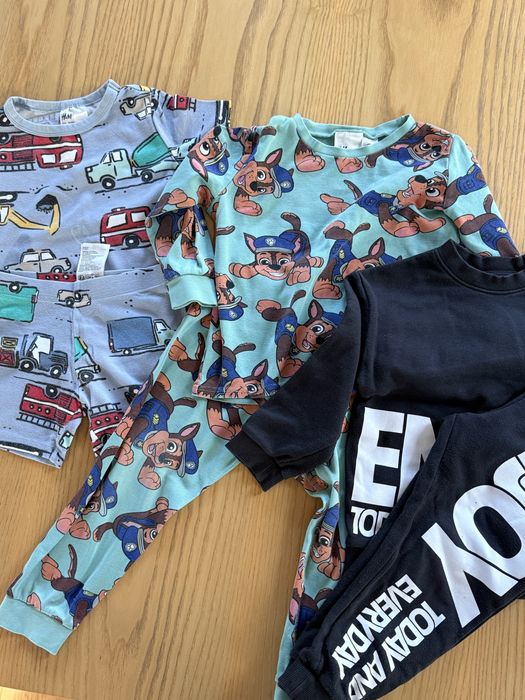 Ubrania chłopięce, piżama dres, rozmiar 98-104