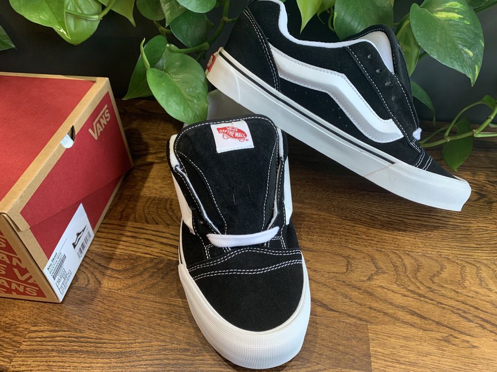 Vans Knu Skool VN0009QC6BT1 Black/True White кну скул КНУ дутий язичок