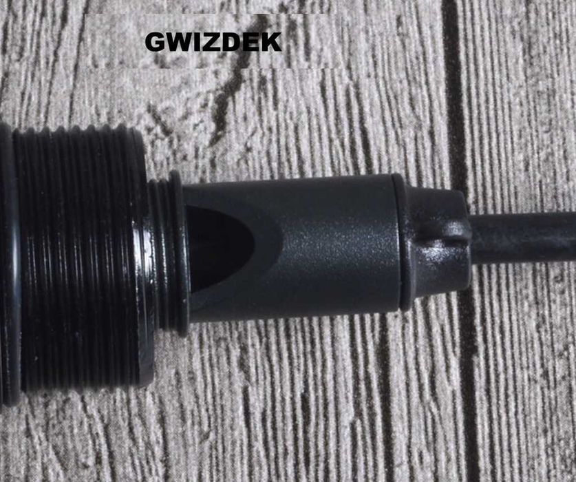 Siekiera Topór Toporek Nóż Maczeta Krzesiwo Kompas Piła