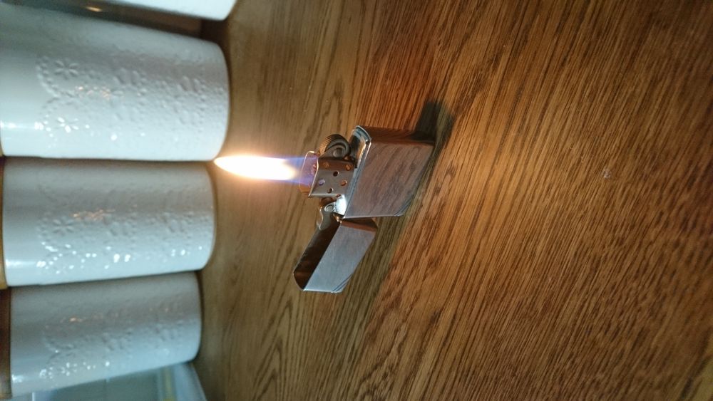 Zapalniczka ZIPPO chrom. 17to letnia.