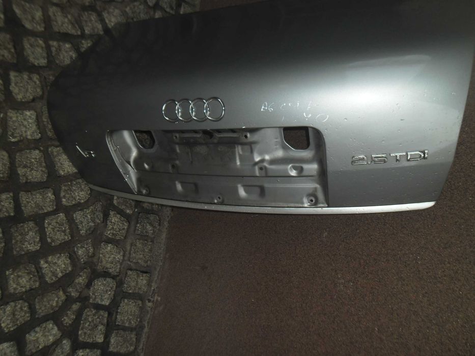 Klapa bagażnika Audi a6 c5 LY7Q