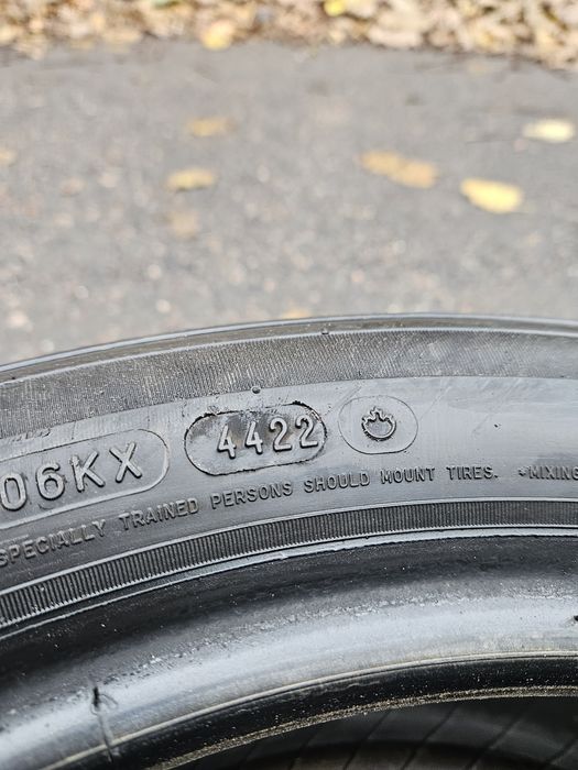 Michelin energy saver 215/50 R17