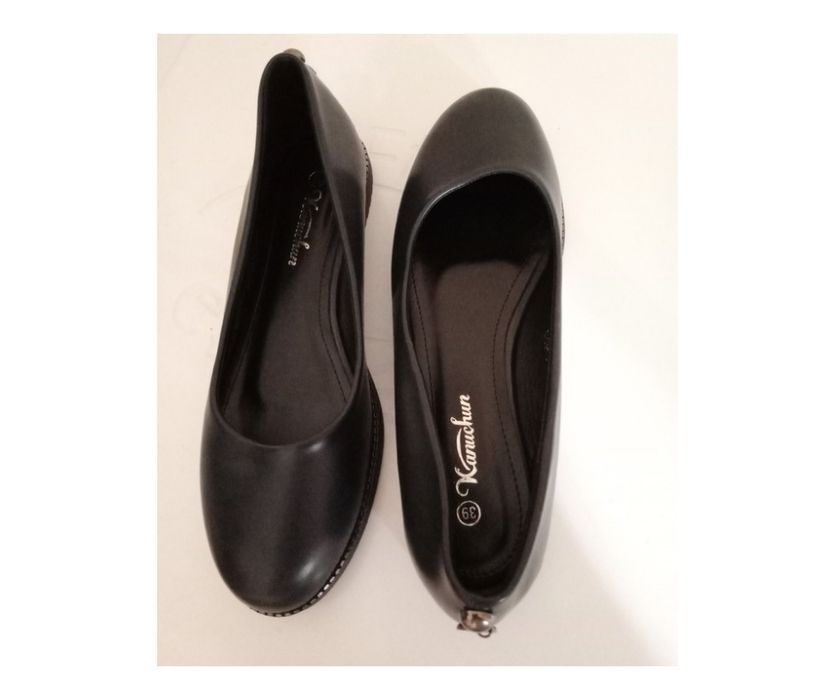 Продам новые балетки/туфли женские размер 39