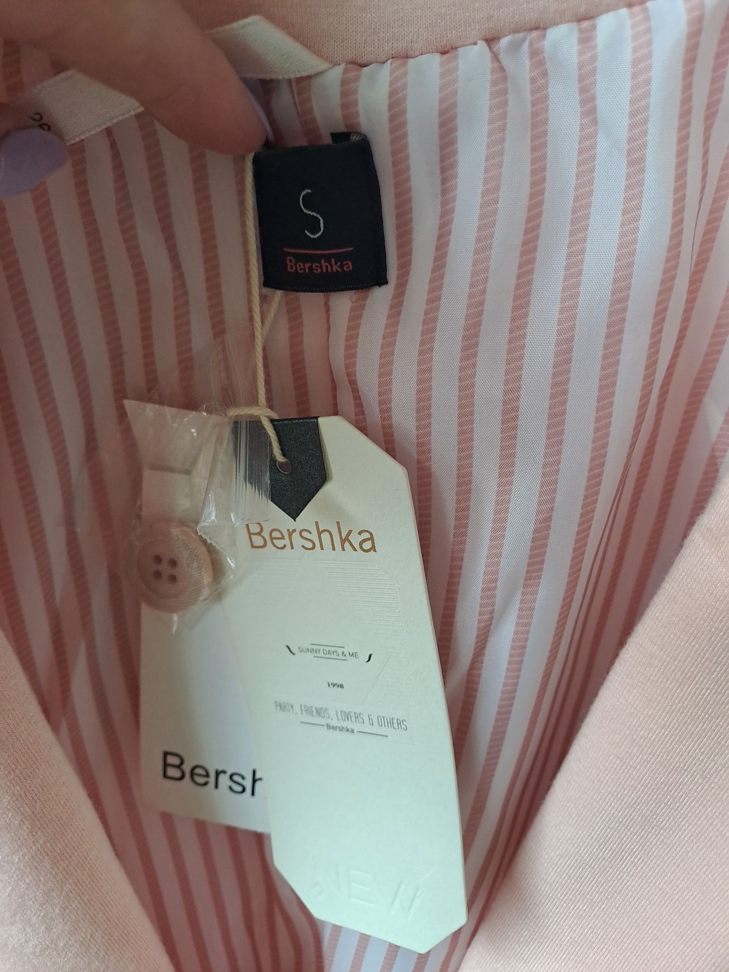 Bershka nowa marynarka r. S 36 żakiet