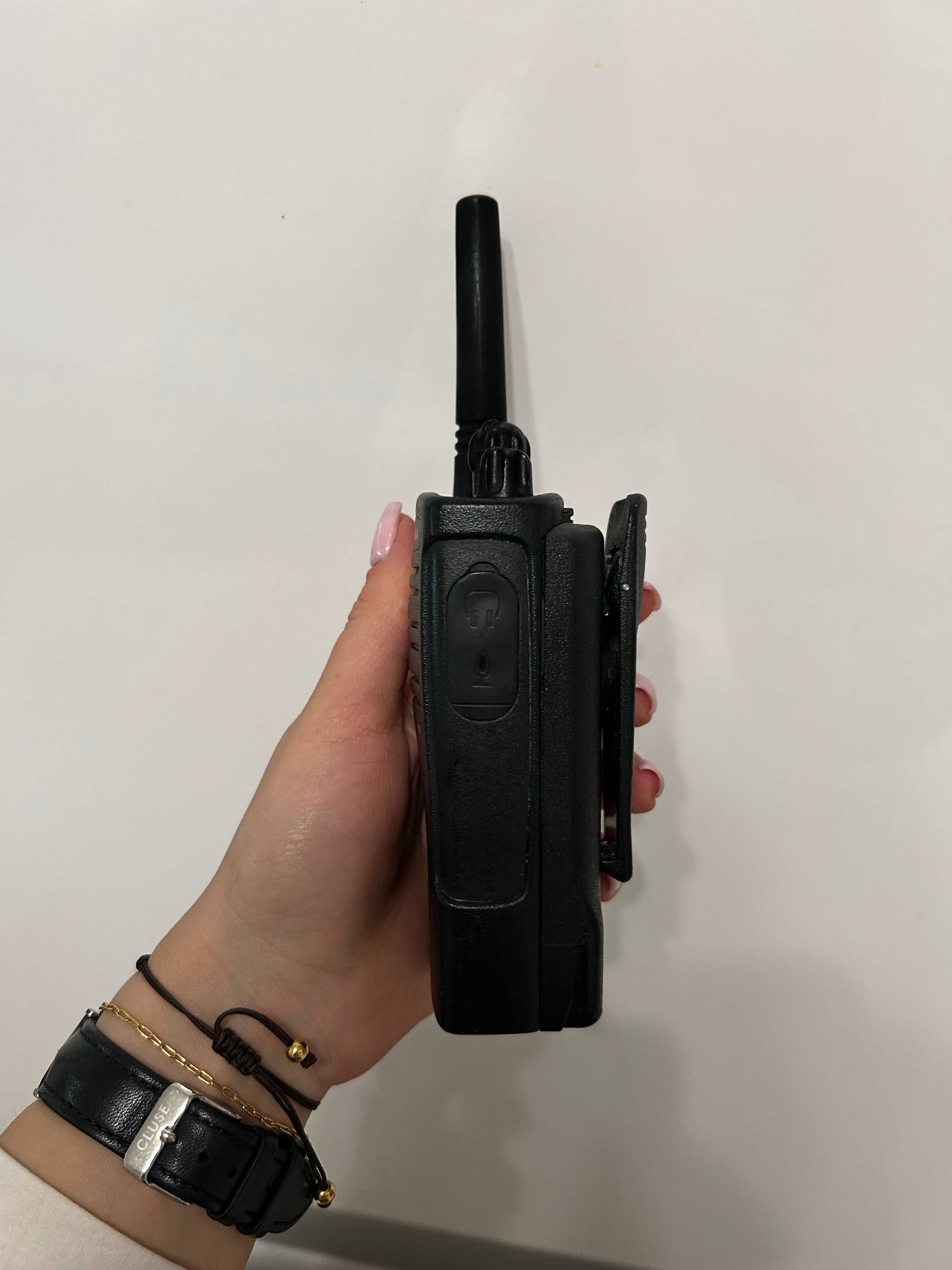 Motorola XTNi + ładowarka i mikrofonogłośnik