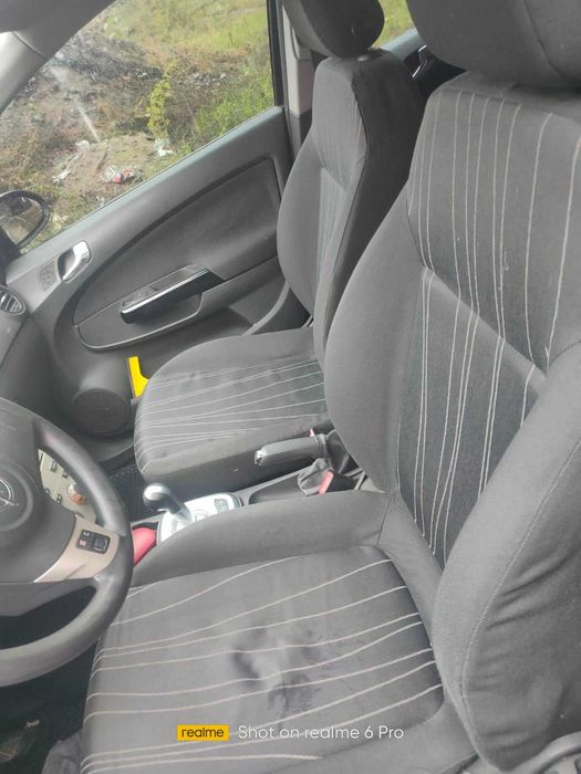 Продається Опель Корса 1,2л