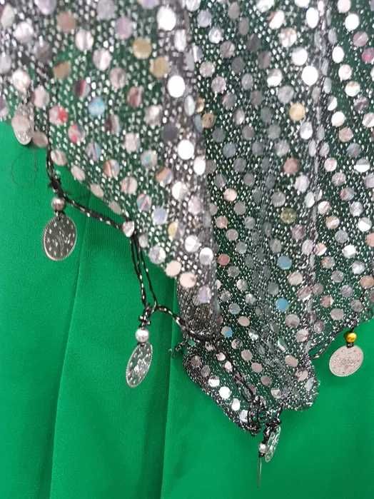 Narzutka bluzka z cekinami taniec brzucha arabska. S008