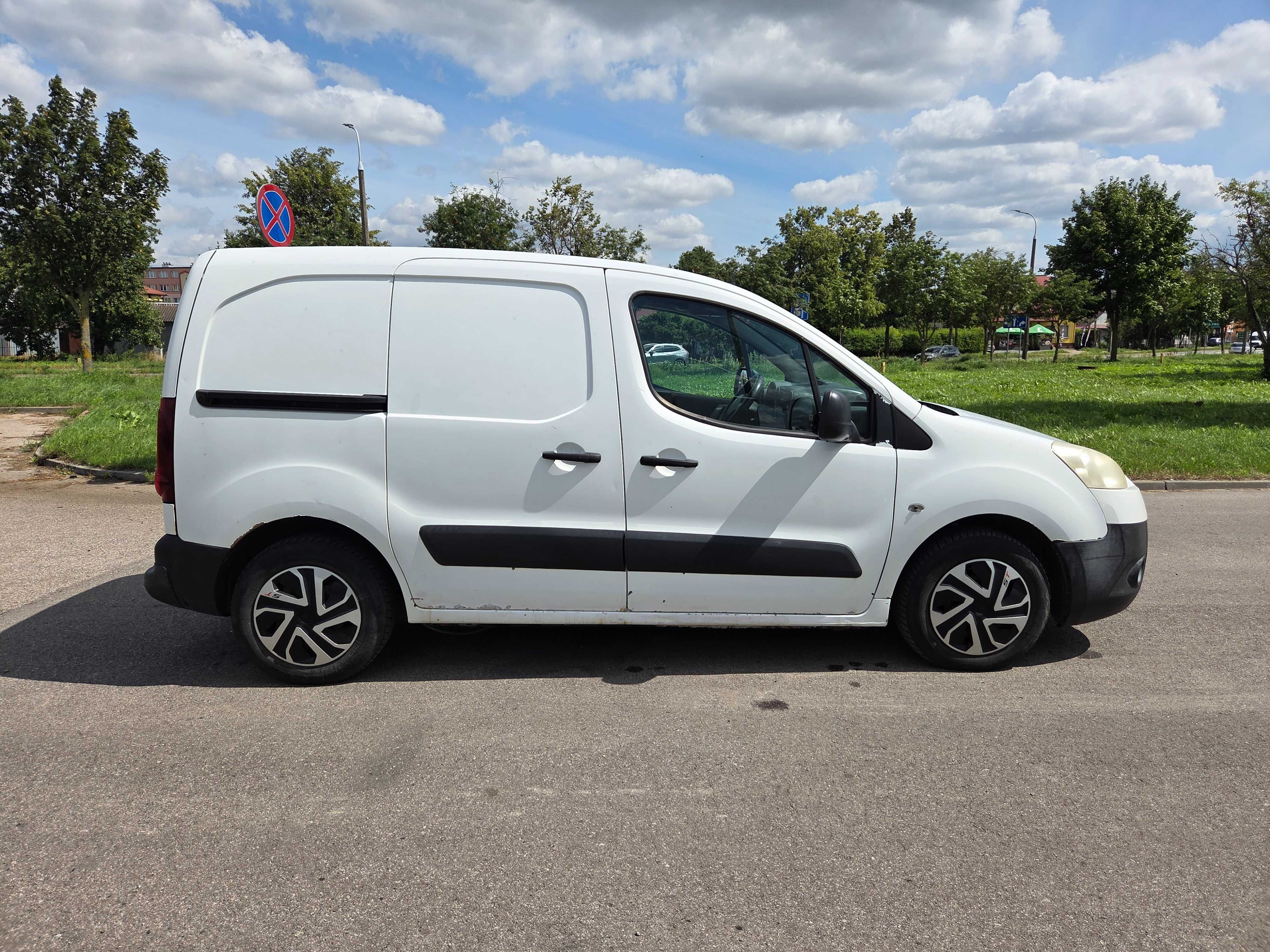 Peugot partner 2012 sprawny dostawczy
