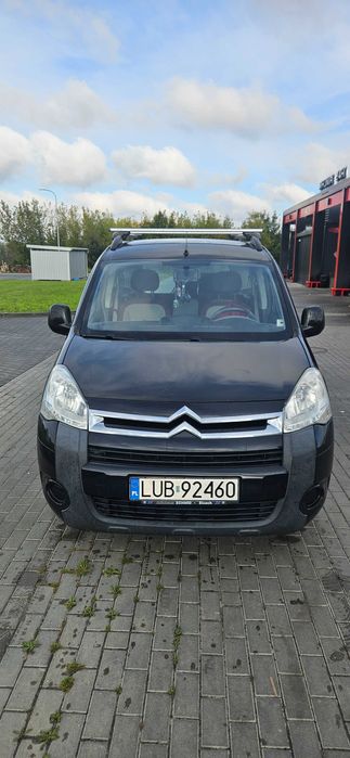 Citroen Berlingo 1 6 Diesel 2010 rok, cena 16900 zł.