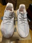 Продам нові потужні,дуже зручні кросівки Adidas Yeezy. З США
