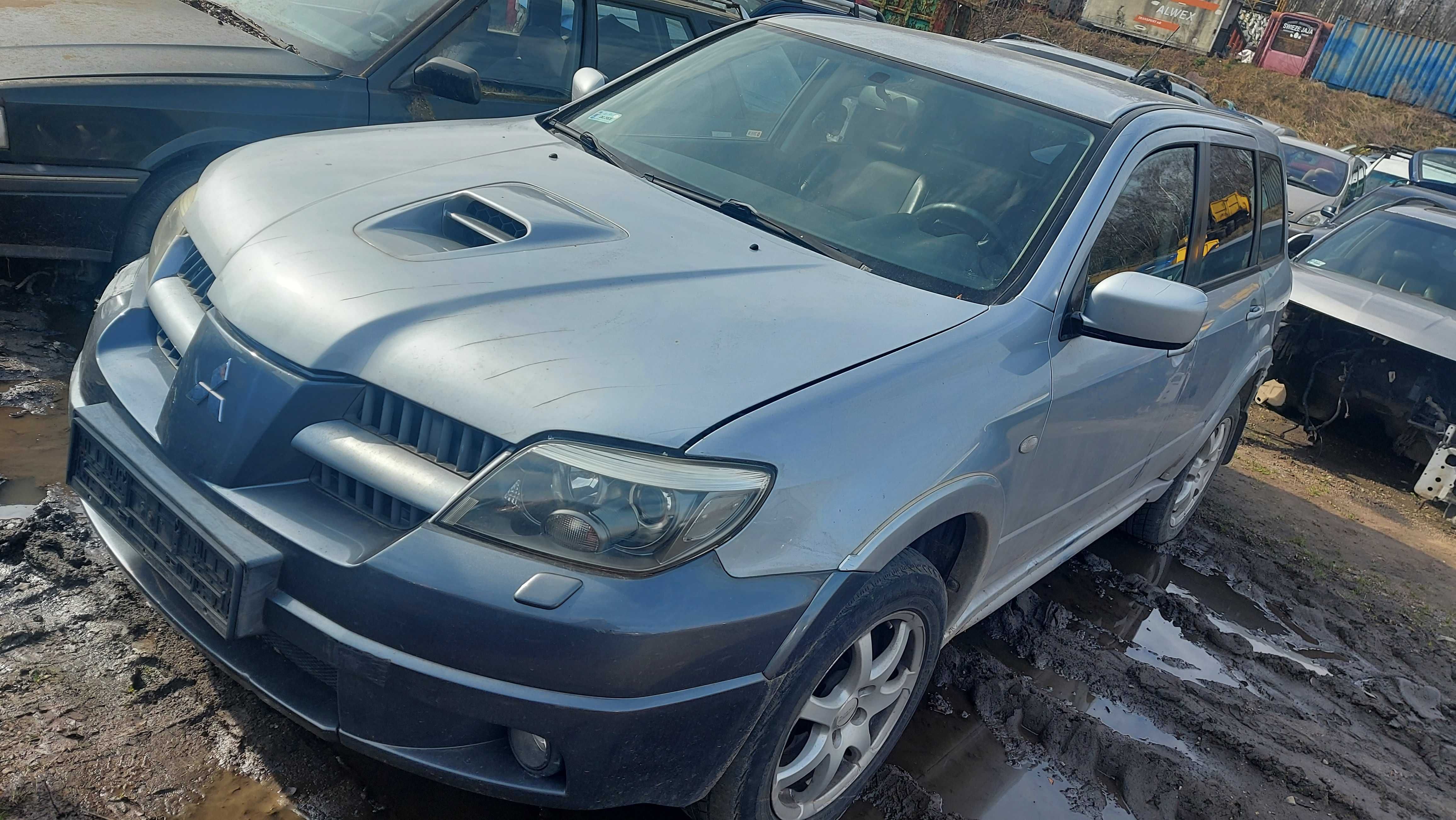 Mitsubishi Outlander I 2005' A31 zderzak tylny FV części/dostawa