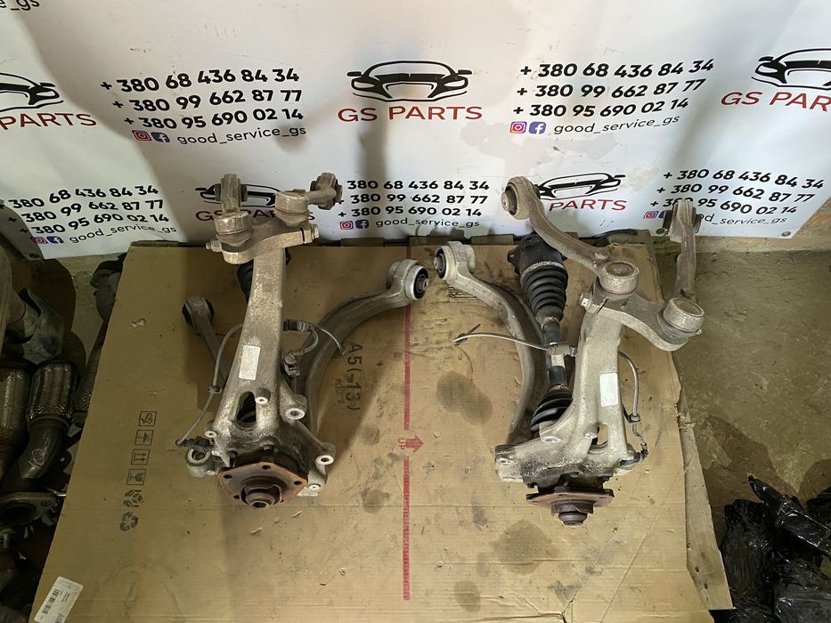 Цапфа Ричаг Піввісь Audi Q5 80А