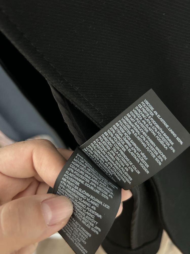 Czarny damski płaszczyk trencz H&M