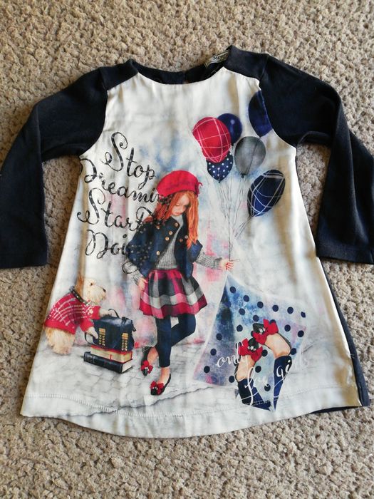 Vestidos menina em ótimo estado