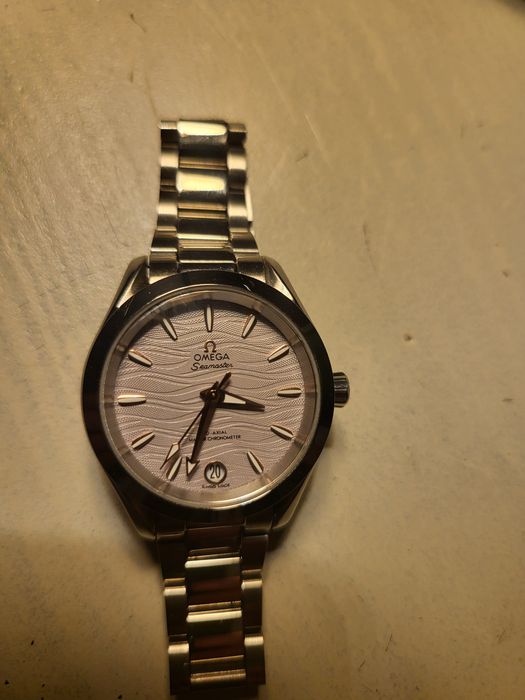 Damski zegarek automatyczny typu Omega Aqua t erra