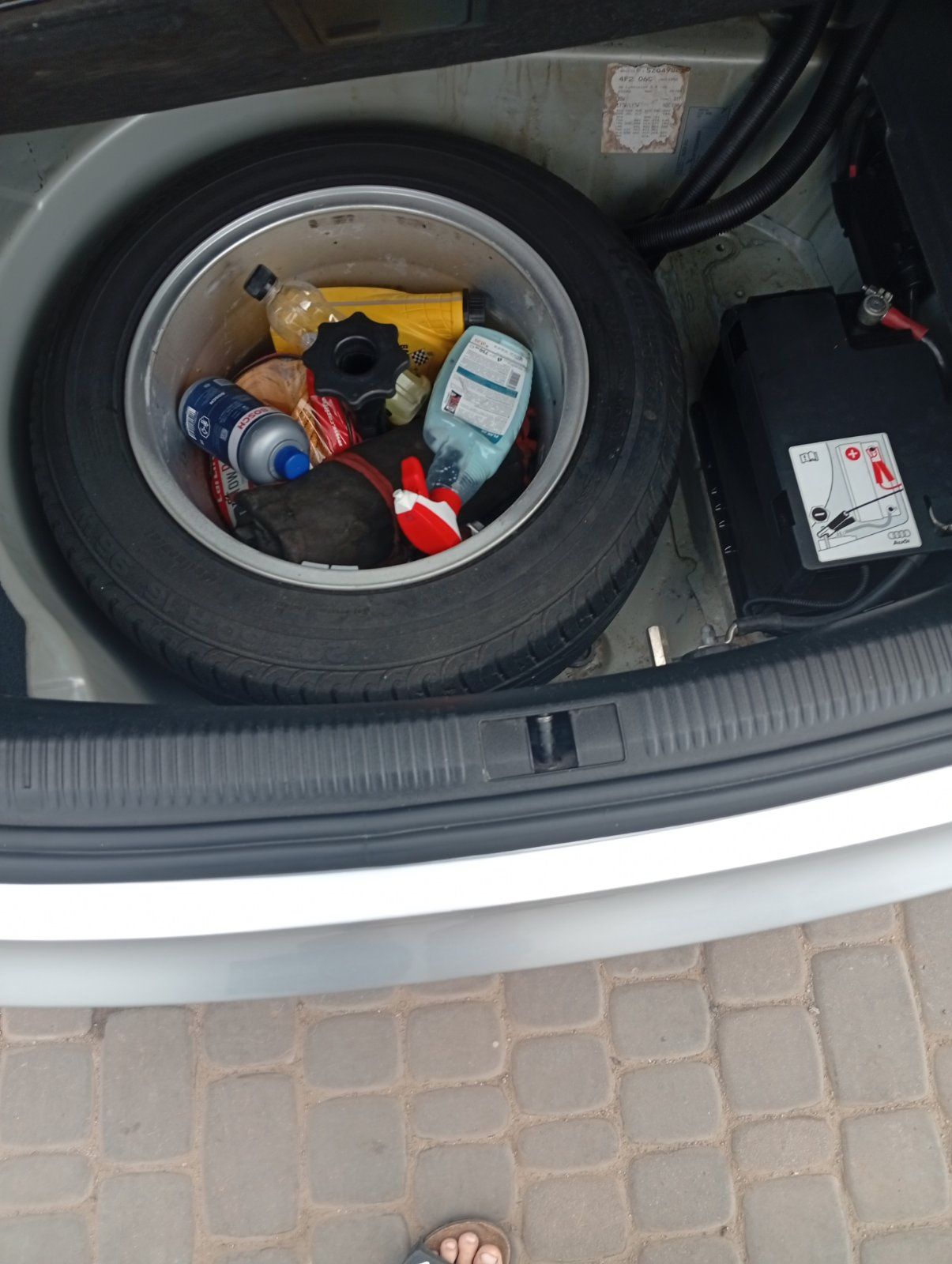 Продам Audi A6 C6 б/у