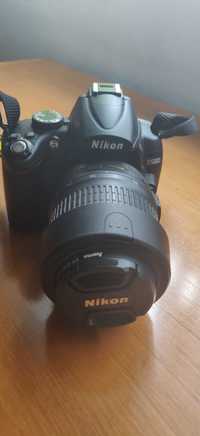 Vendo máquina fotográfica Nikon D5000