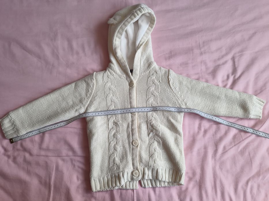 Sweterek na polarku r.86/92