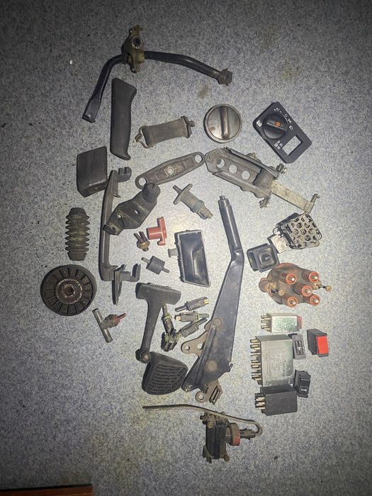 Разбираю mercedes 190 w201