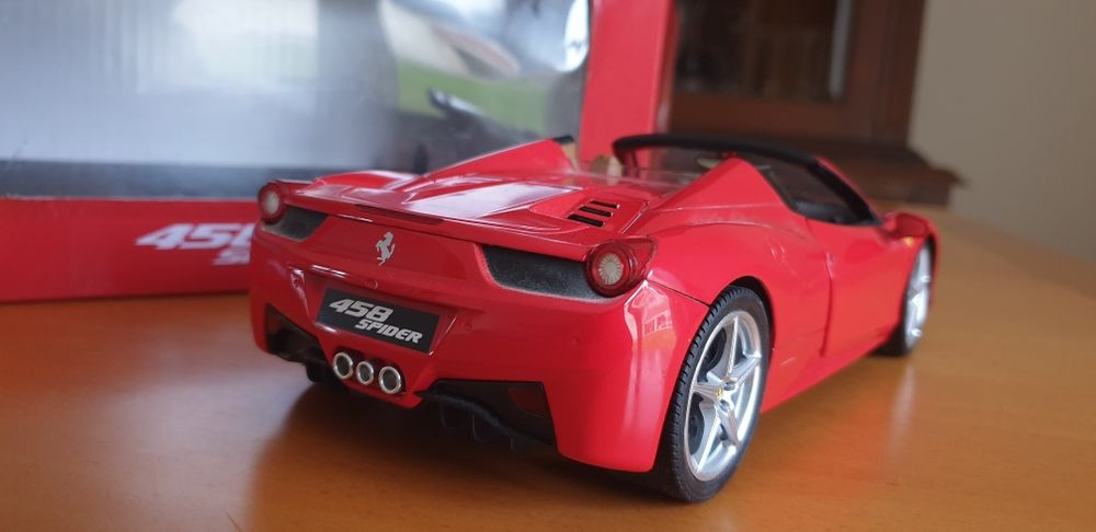 1/18 Ferrari Dino 246 GTS Hotweels