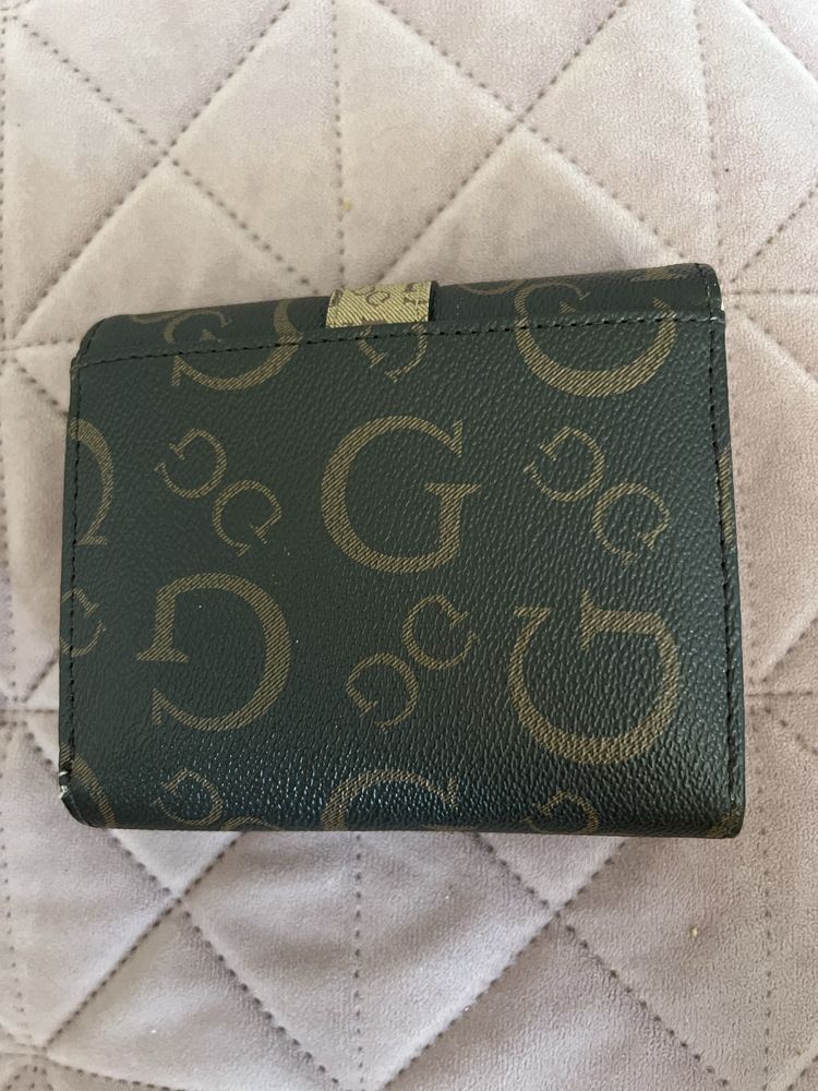 Portfel damski Guess