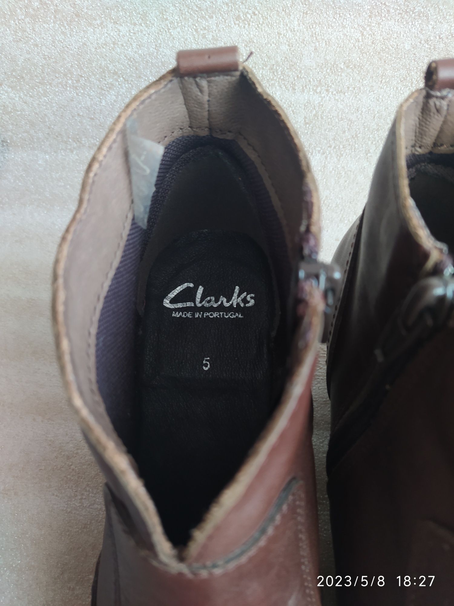 Кожаные ботинки clarks 5 на низком каблуке