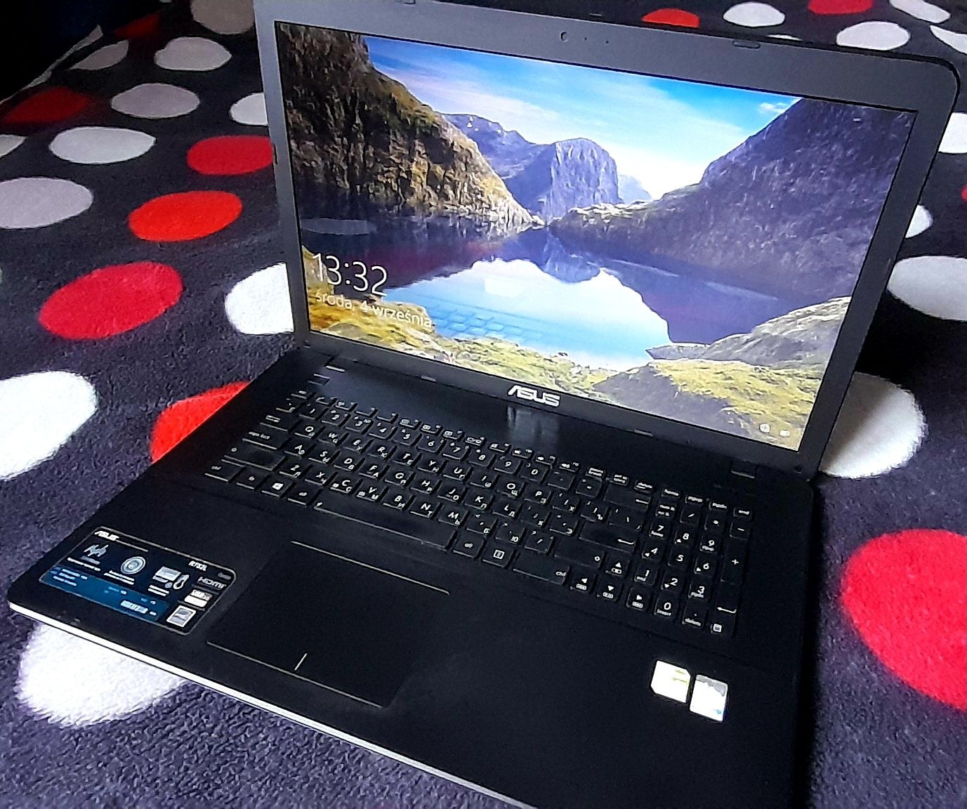 Laptop Asus R752L \ Intel Core i3-4030U \ 6GB \ HDD: 1 TB