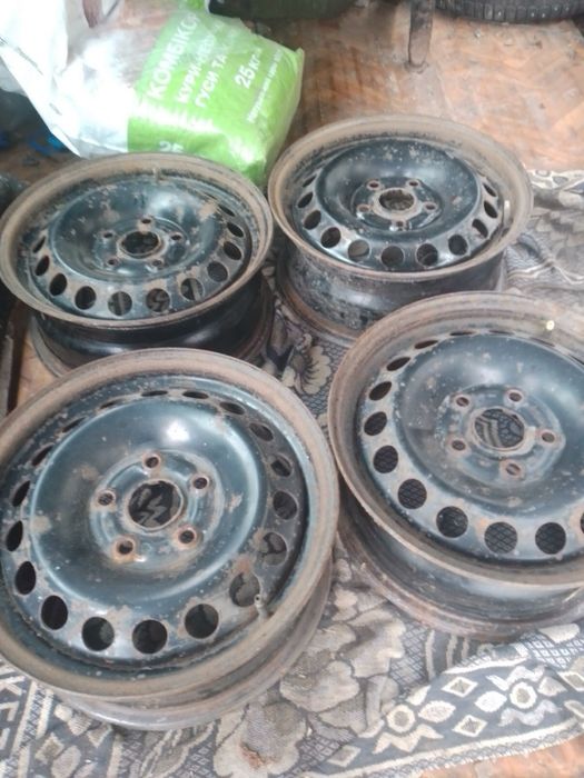 Продам Диски R15